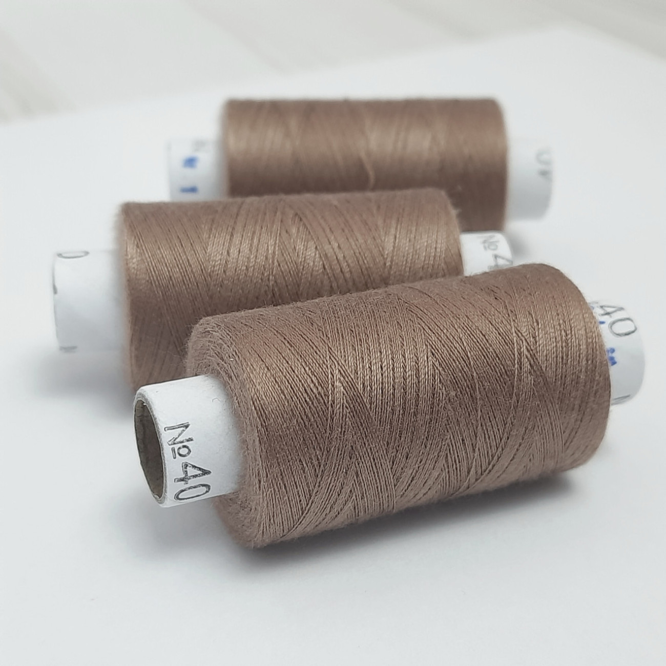 Нитки для шиття Peri 100% поліестер, 40/2, 400Y (№160)