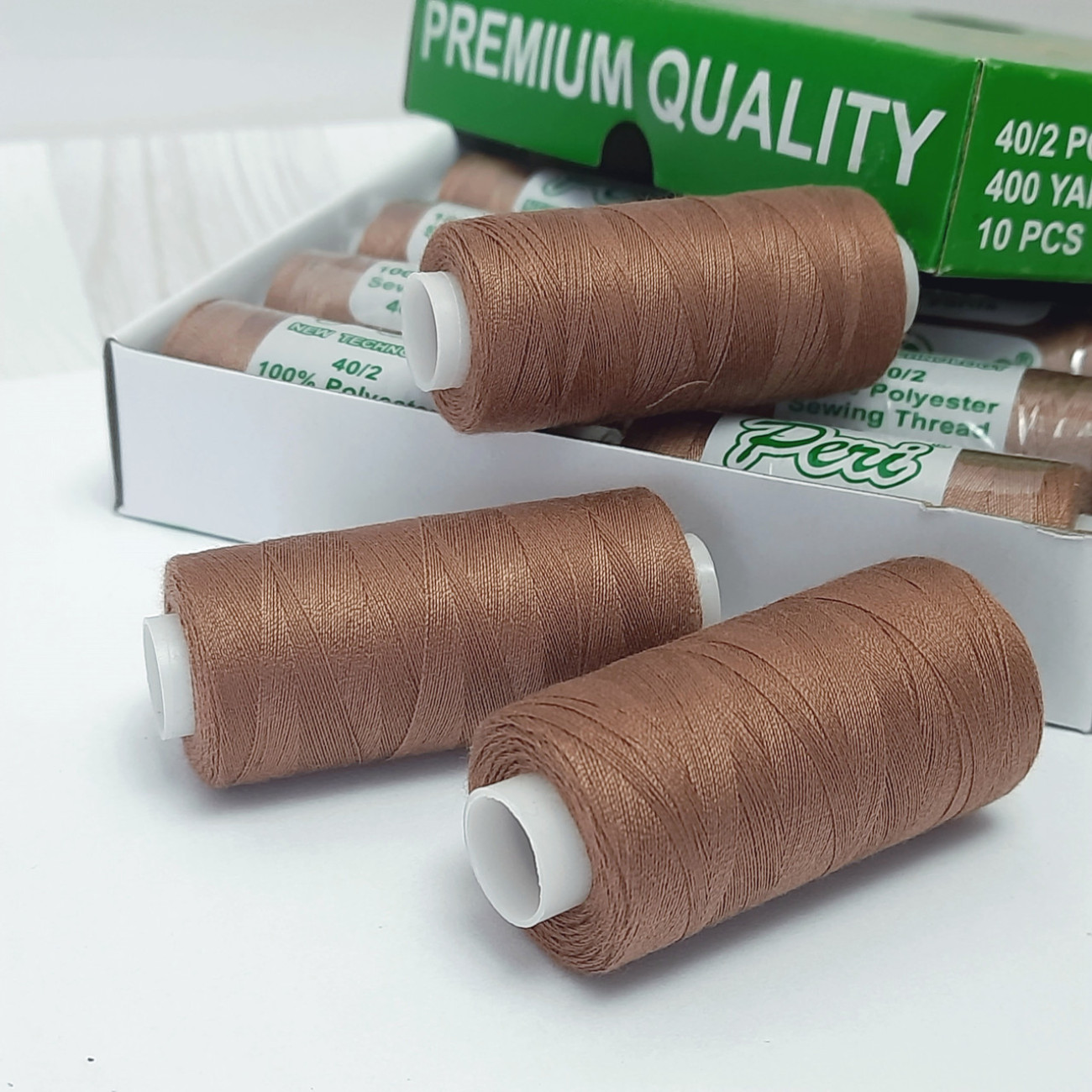 Нитки для шиття Peri 100% поліестер, 40/2, 400Y (№044)