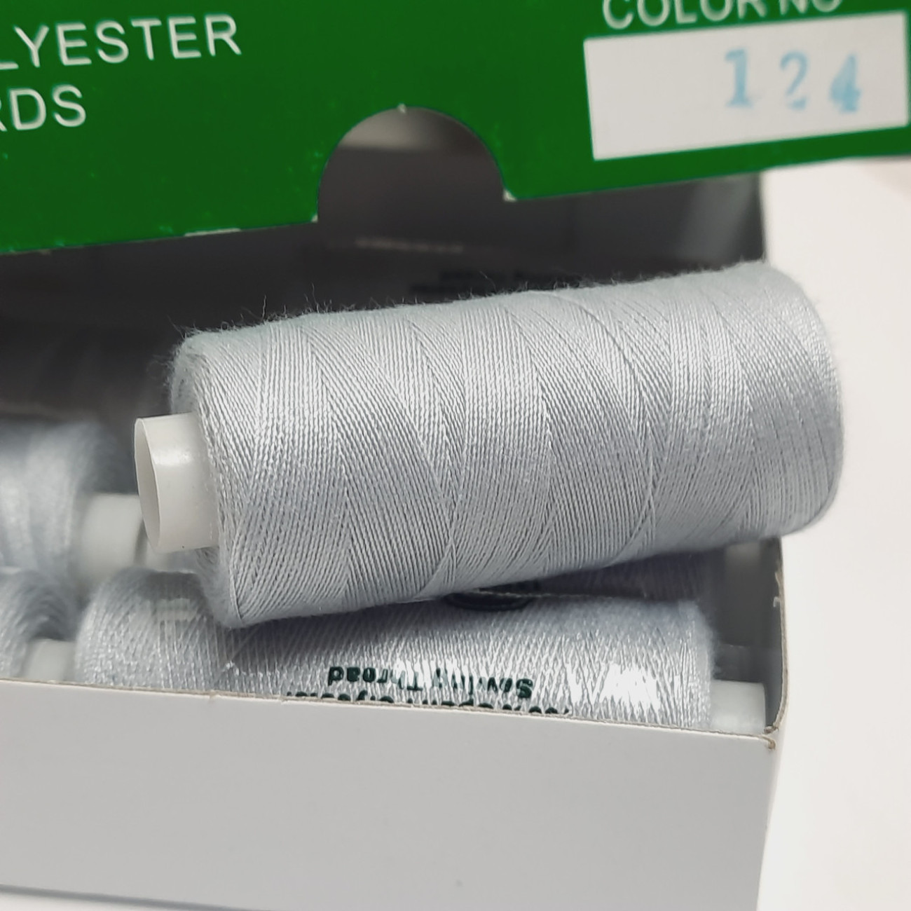 Нитки для шиття Peri 100% поліестер, 40/2, 400Y (№124)