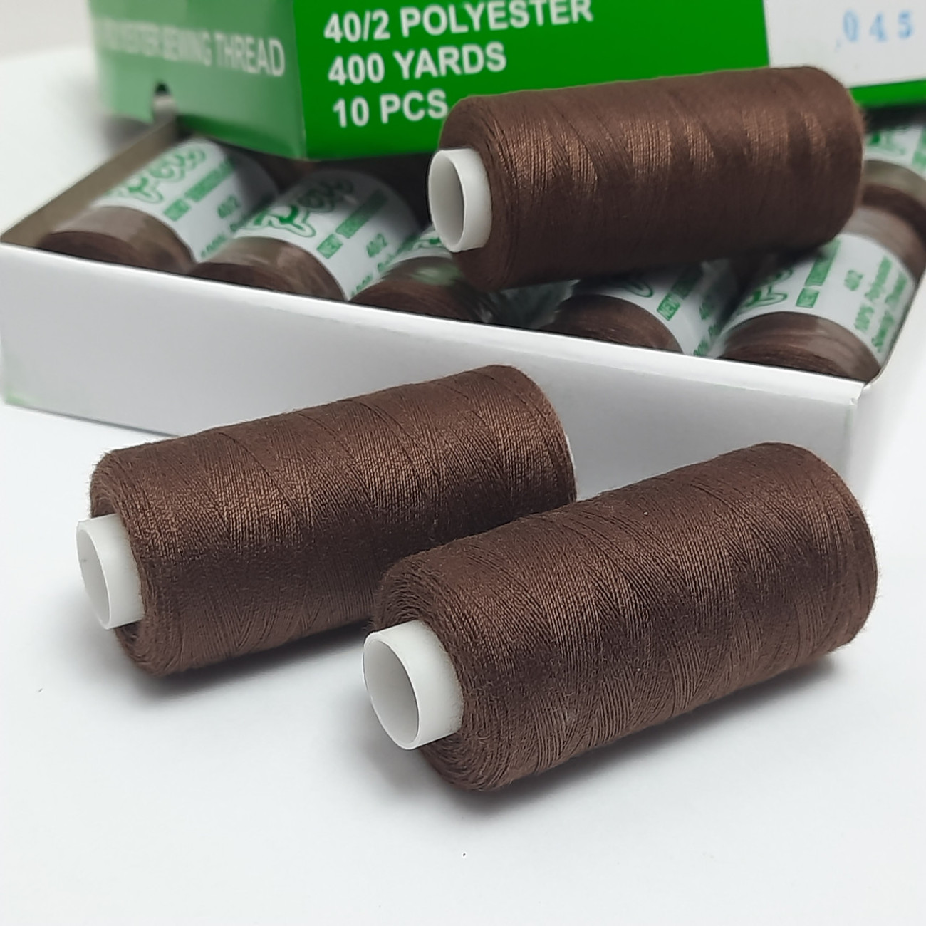 Нитки для шиття Peri 100% поліестер, 40/2, 400Y (№045)