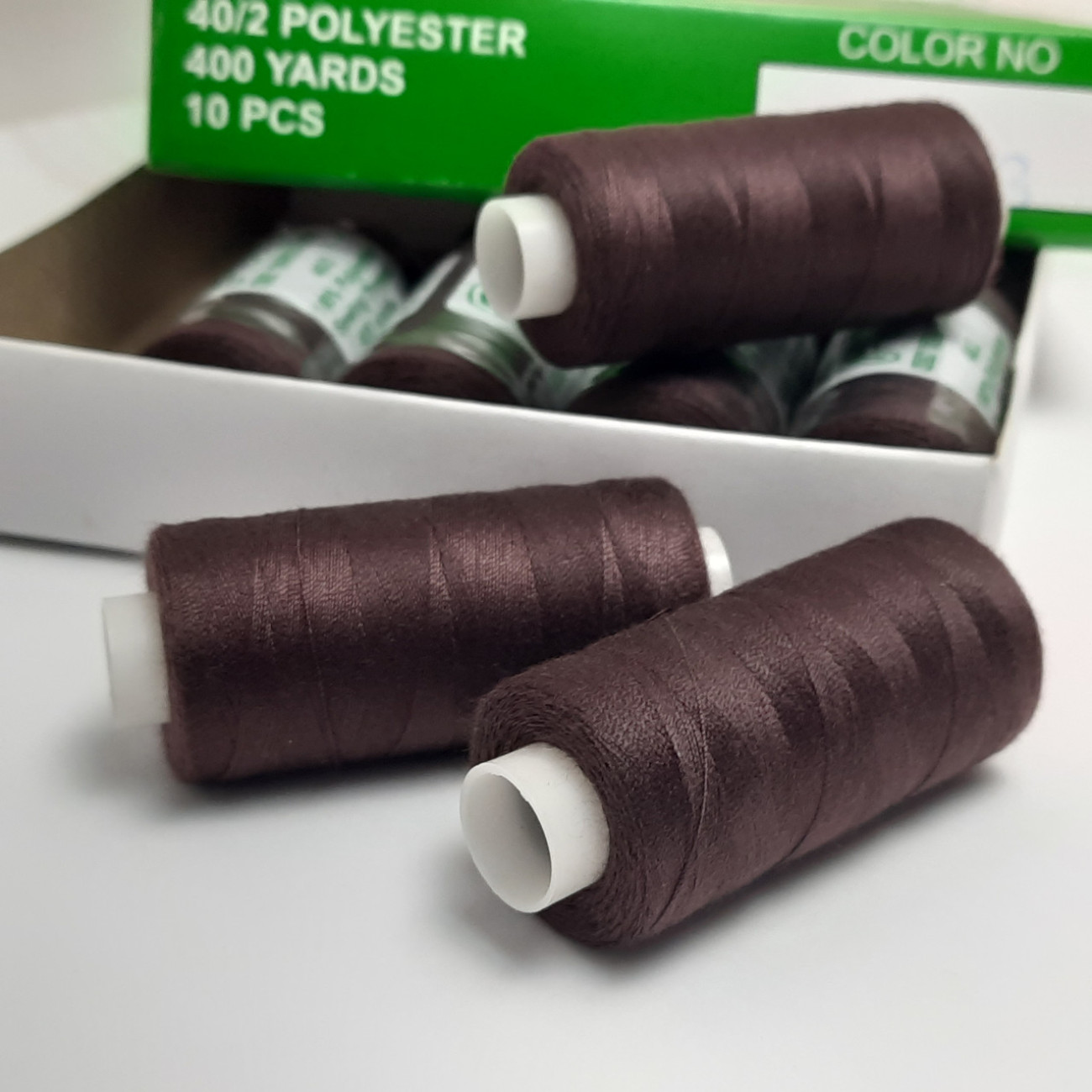 Нитки для шиття Peri 100% поліестер, 40/2, 400Y (№563)