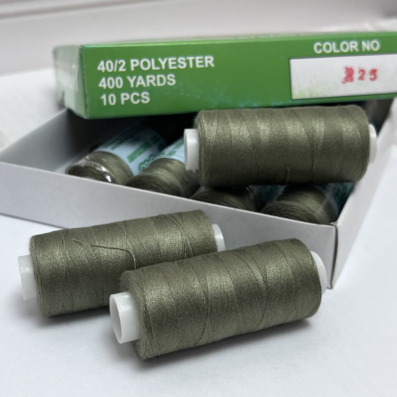 Нитки для шиття Peri 100% поліестер, 40/2, 400Y (№225)