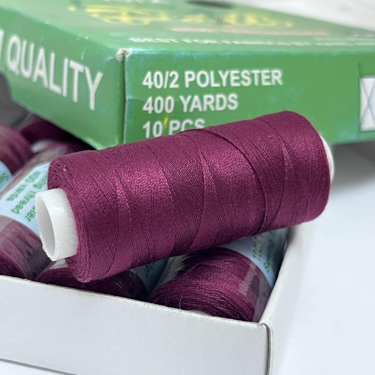 Нитки для шиття Peri 100% поліестер, 40/2, 400Y (№551)