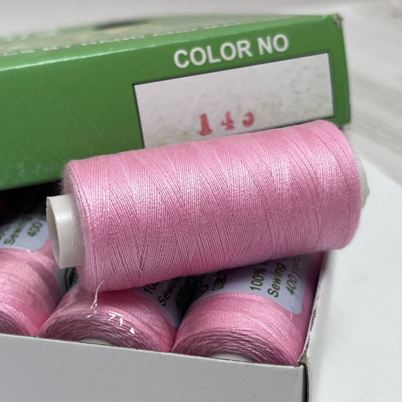 Нитки для шиття Peri 100% поліестер, 40/2, 400Y (№145)