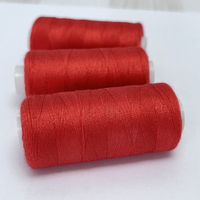 Нитки для шиття Peri 100% поліестер, 40/2, 400Y (№010)