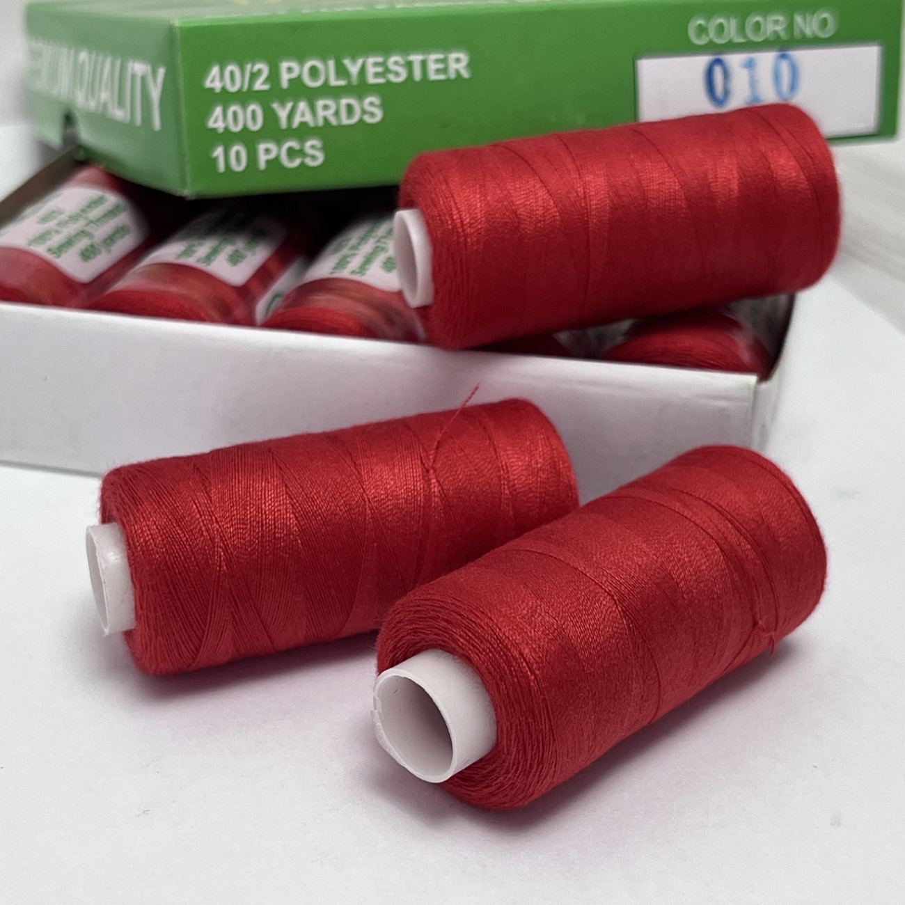 Нитки для шиття Peri 100% поліестер, 40/2, 400Y (№010)