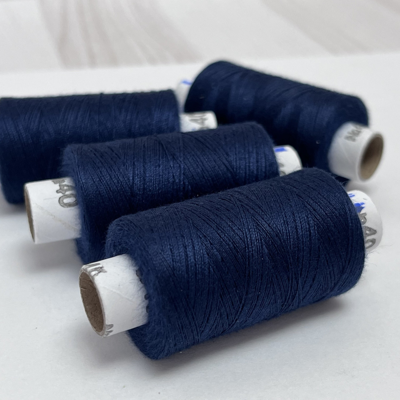 Нитки для шиття Peri 100% поліестер, 40/2, 400Y (№071)