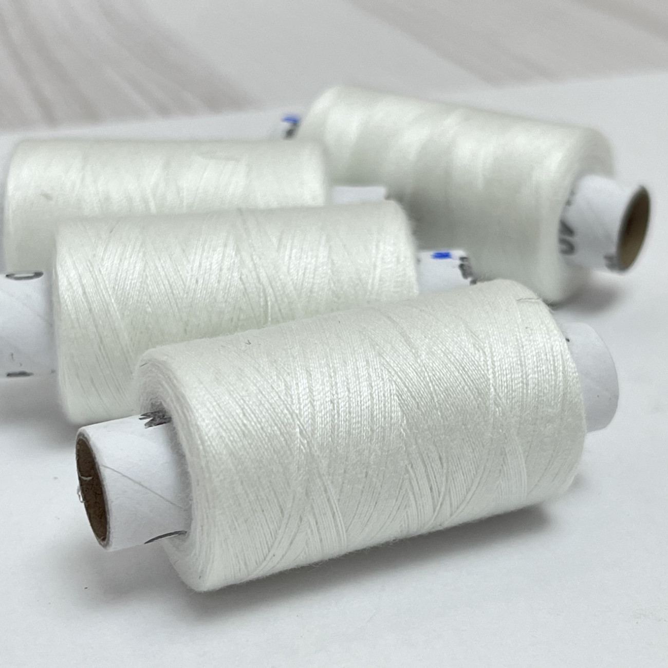 Нитки для шиття Peri 100% поліестер, 40/2, 400Y (№120)