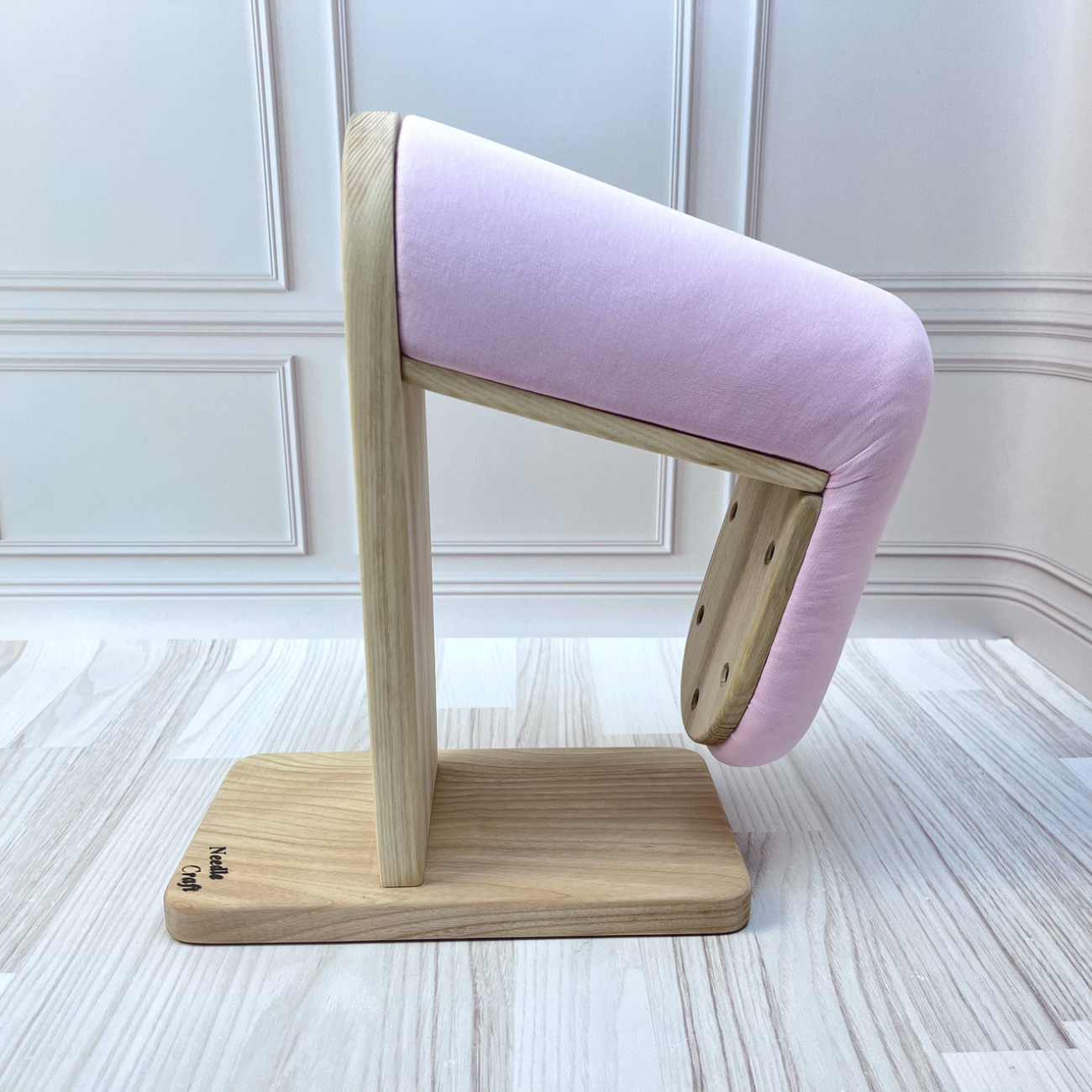 Кравецька колодка для ВТО Needle Craft Плече велике опукле Рожеве