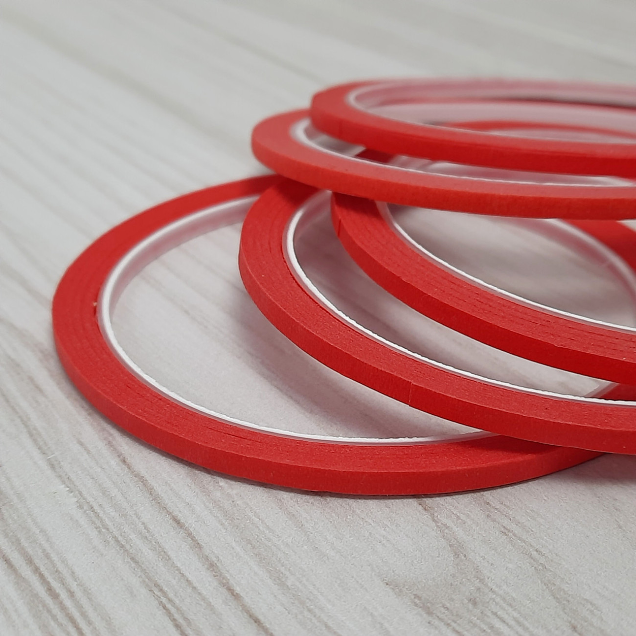 Самоклеюча стрічка для розмітки манекенів (червона)