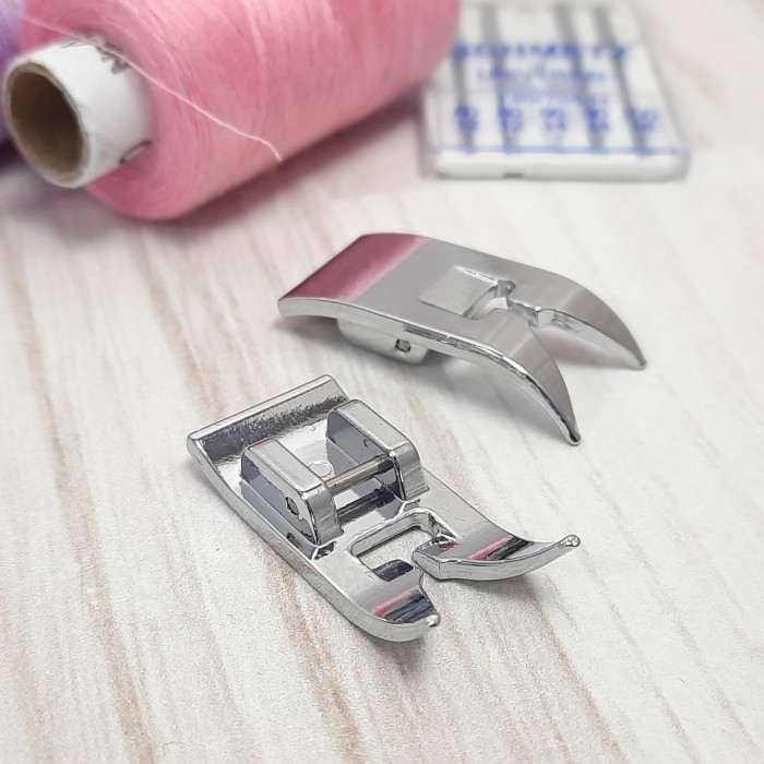 Лапка універсальна для побутових швейних машин