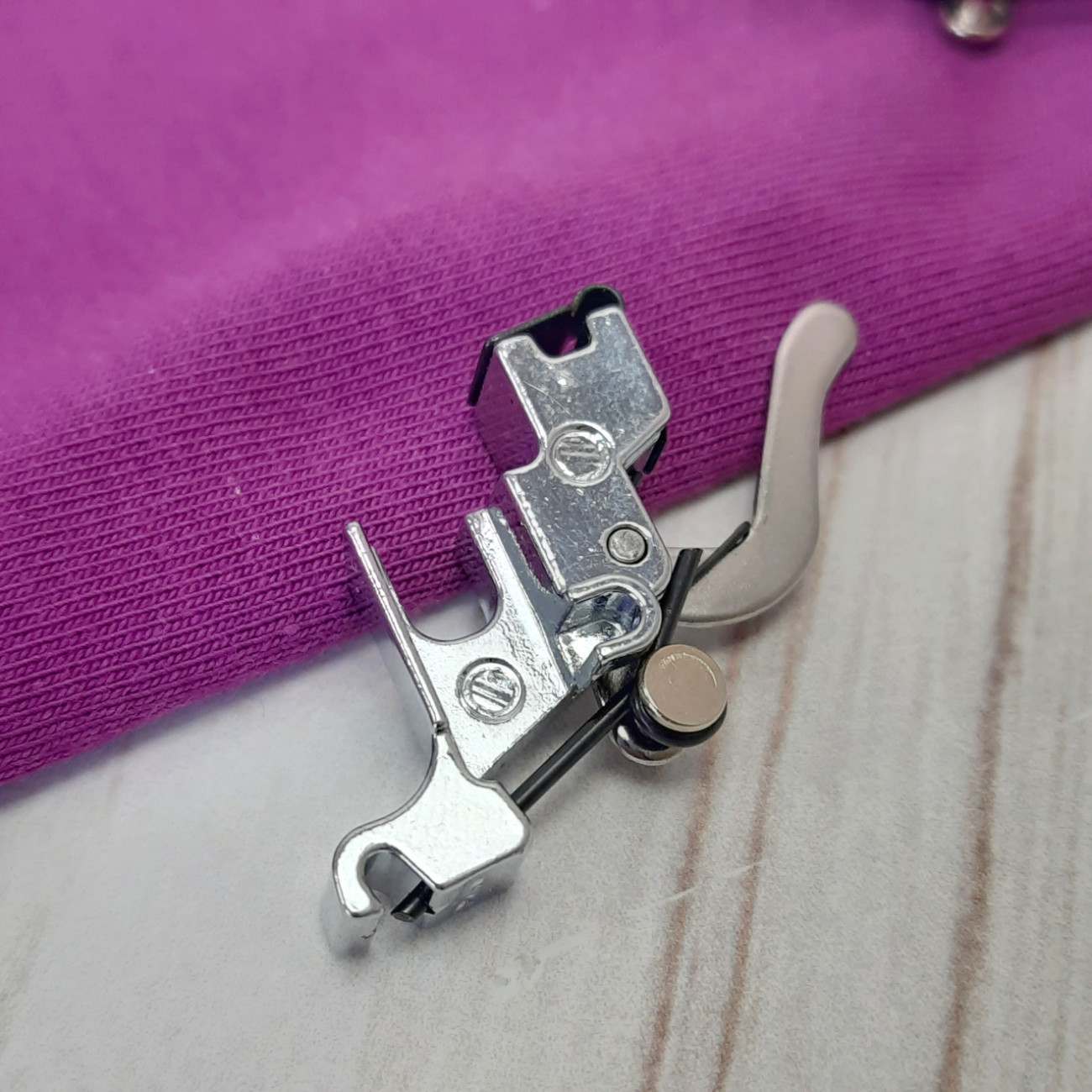 Універсальний адаптер-перехідник для побутових швейних машин