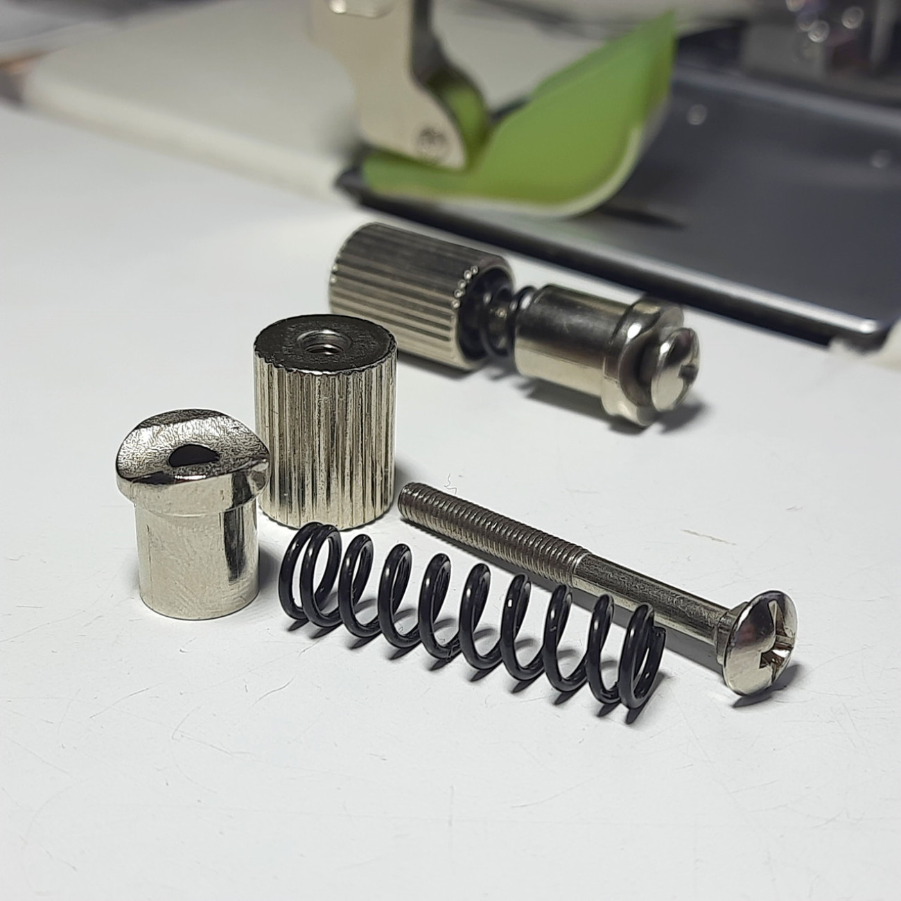 Пристрій для швидкої заміни лапки