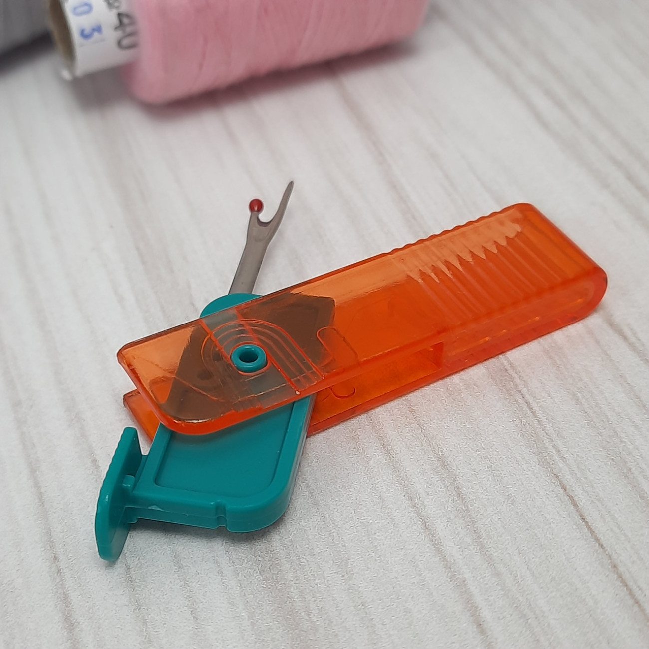 Розпорювач розкладний червоно-зелений