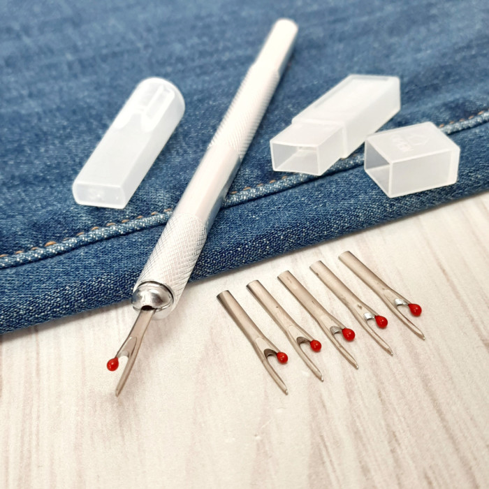 Розпорювач металевий зі змінними лезами (срібний)