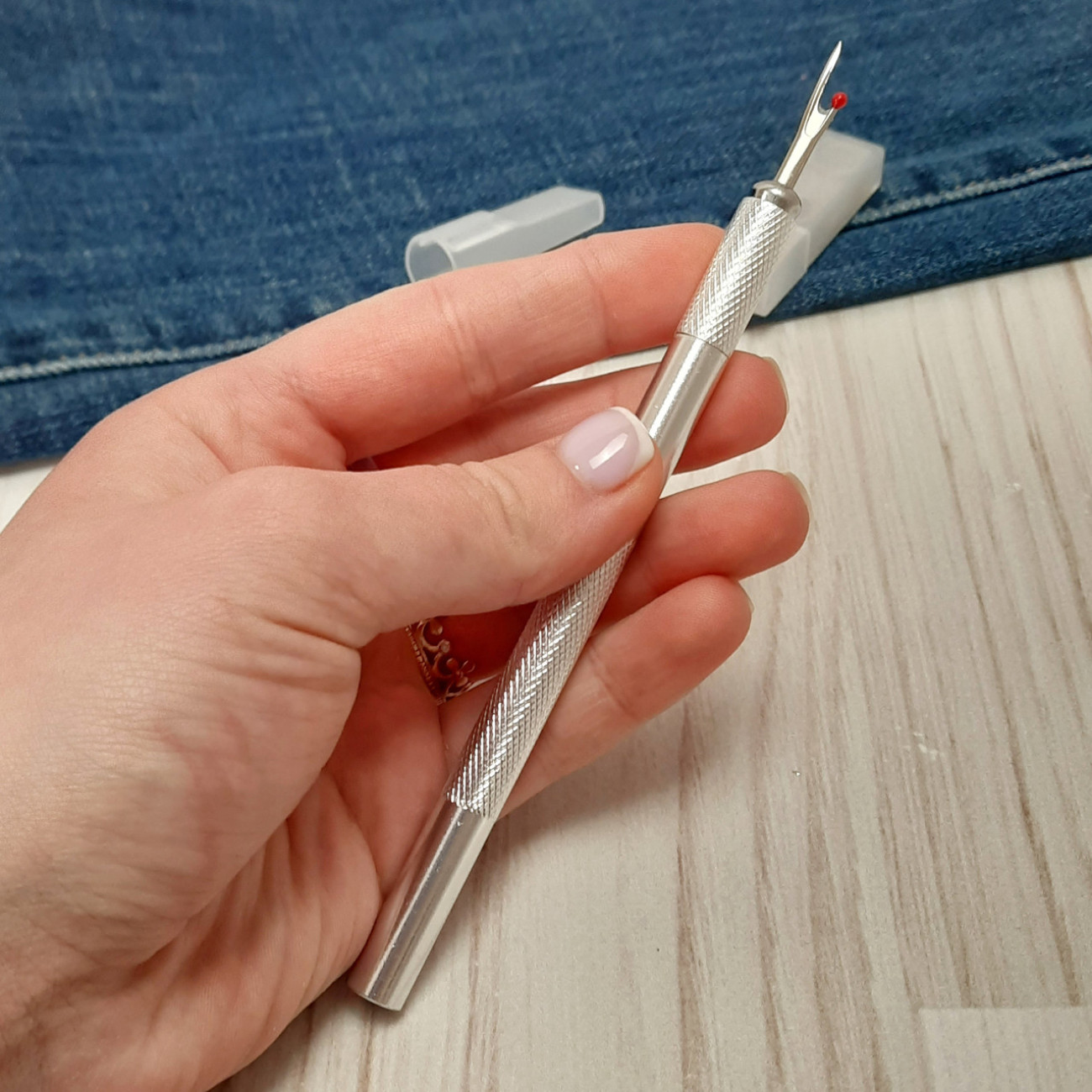 Розпорювач металевий зі змінними лезами (срібний)