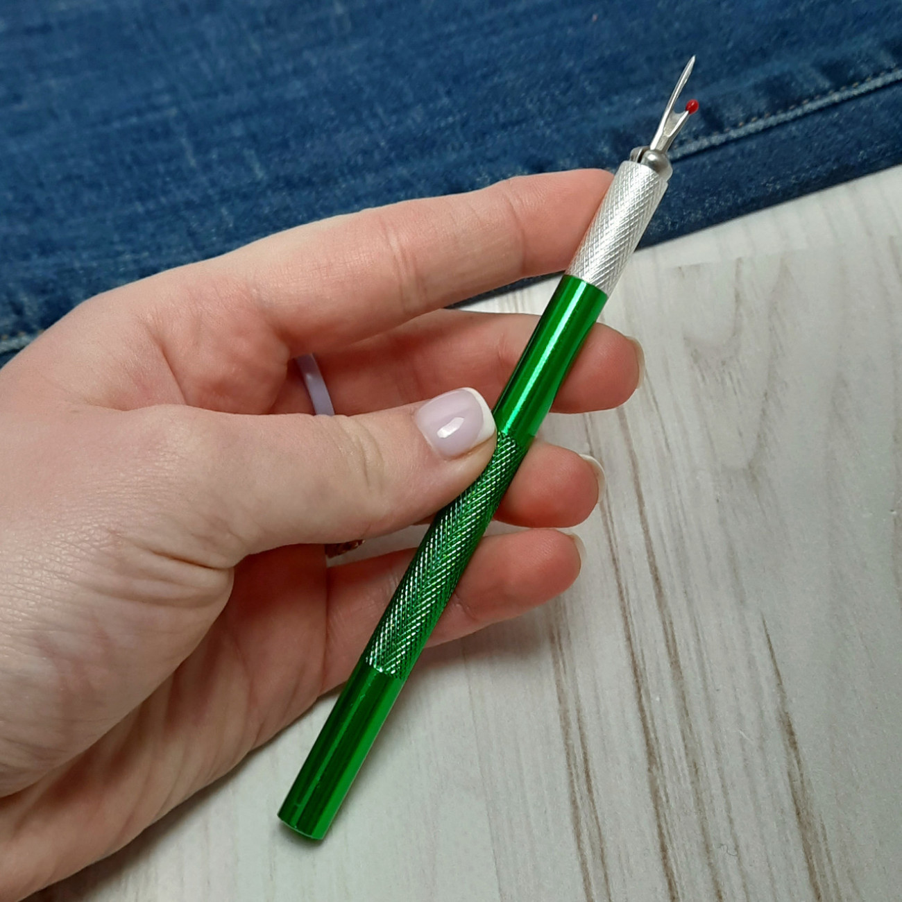 Розпорювач металевий зі змінними лезами (зелений)