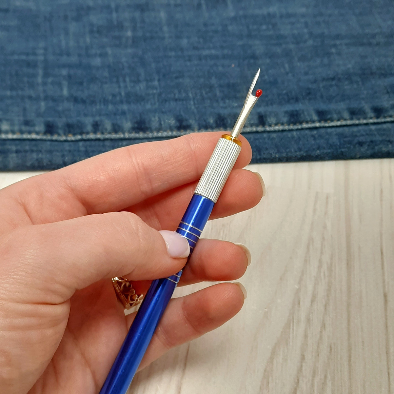 Розпорювач металевий зі змінними лезами (синій)