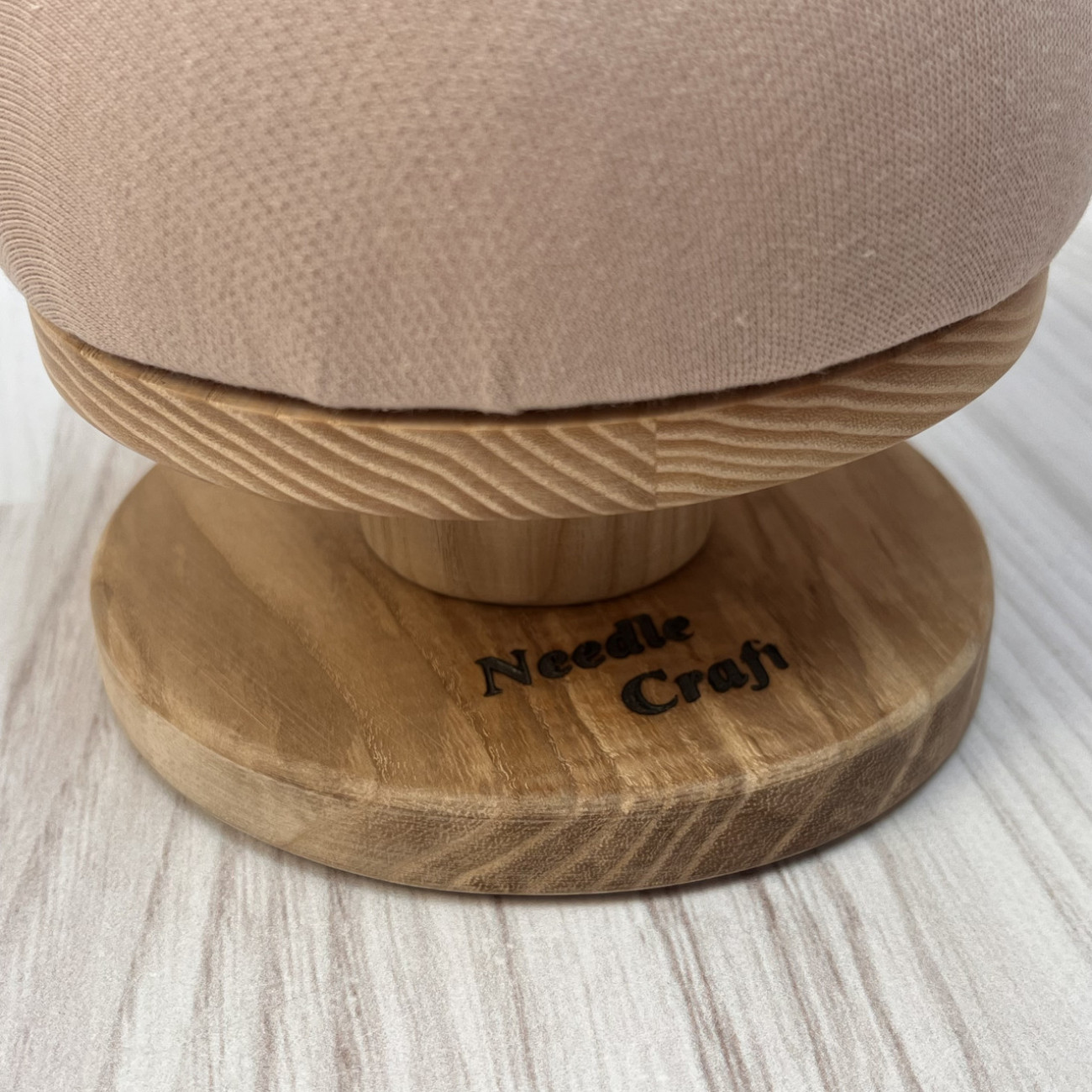 Кравецька колодка для ВТО Needle Craft Груди на підставці 12 см Бежеві