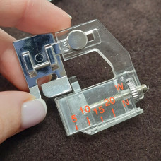 Лапка окантовувач пластиковий для побутових швейних машин