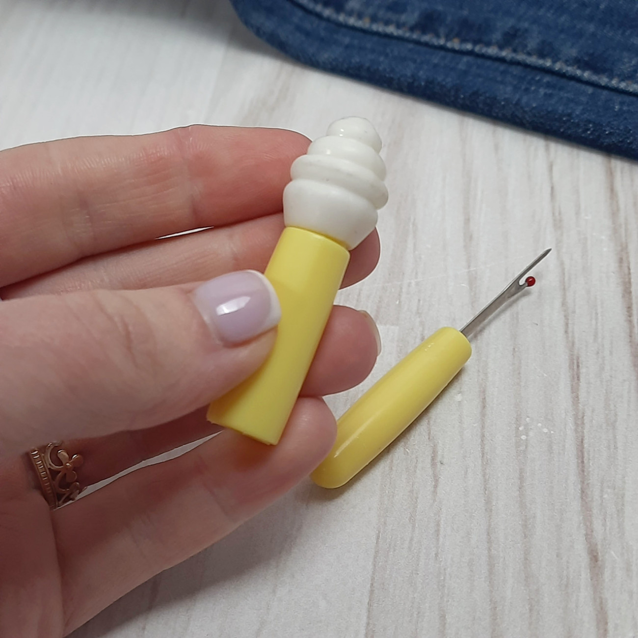 Розпорювач швів 