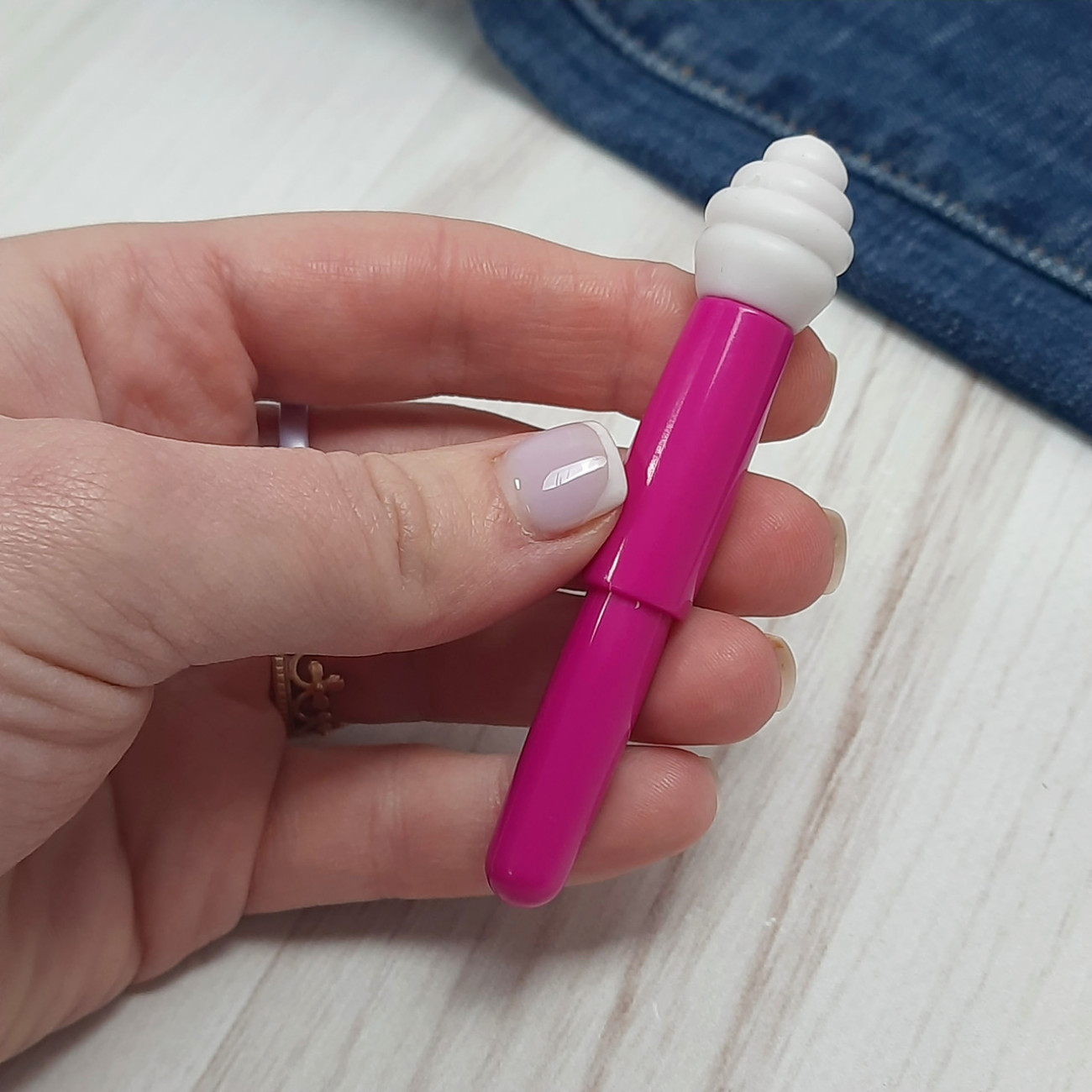 Розпорювач швів 