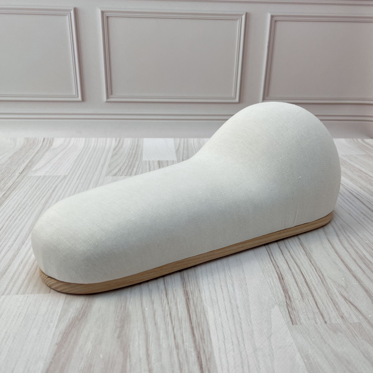 Кравецька колодка для ВТО Needle Craft Корсетна на підошві Молочна