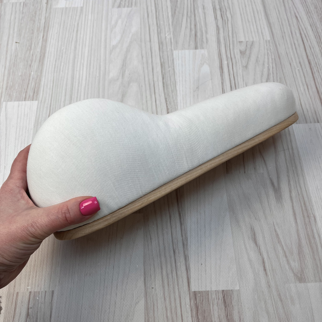 Кравецька колодка для ВТО Needle Craft Корсетна на підошві Молочна