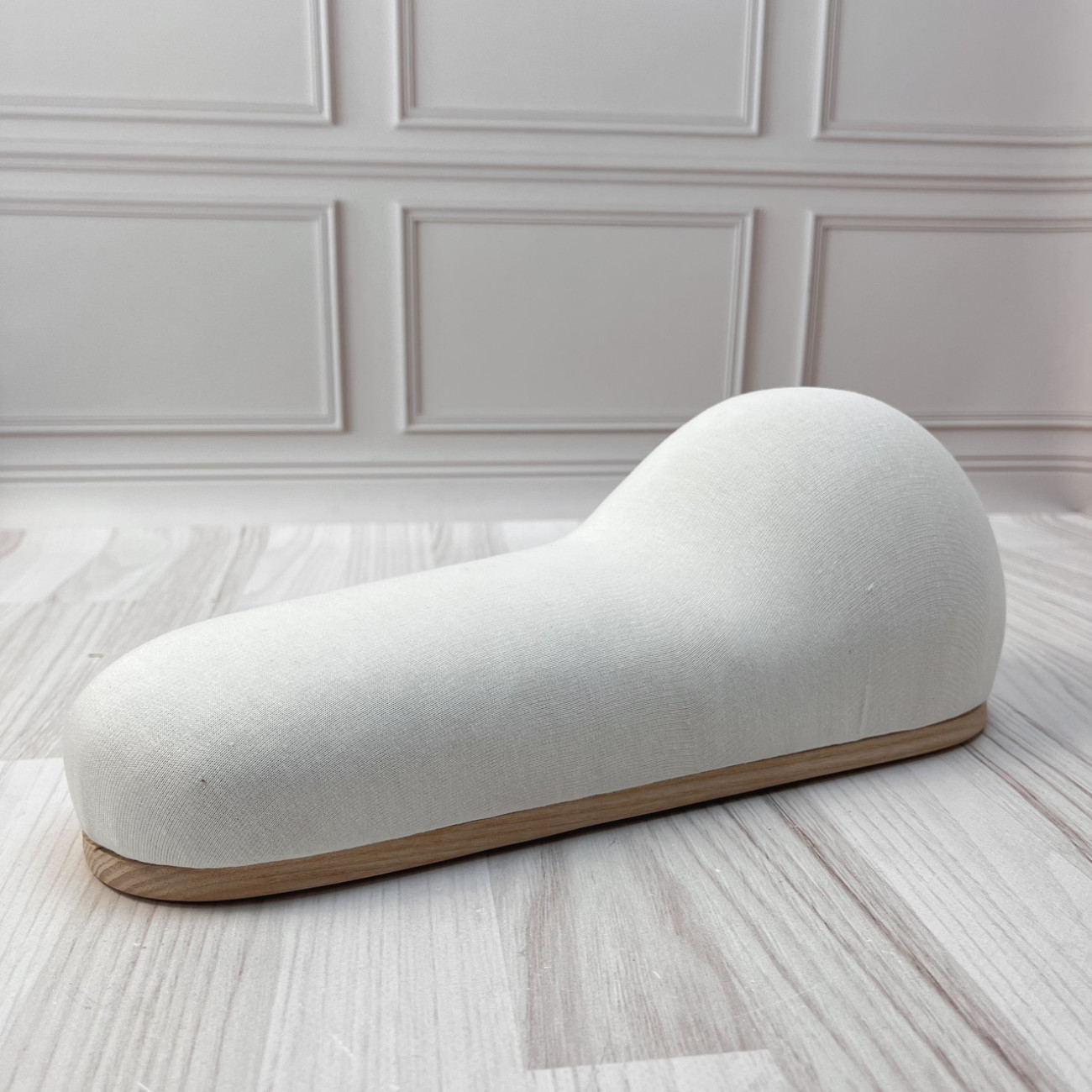 Кравецька колодка для ВТО Needle Craft Корсетна на підошві Молочна