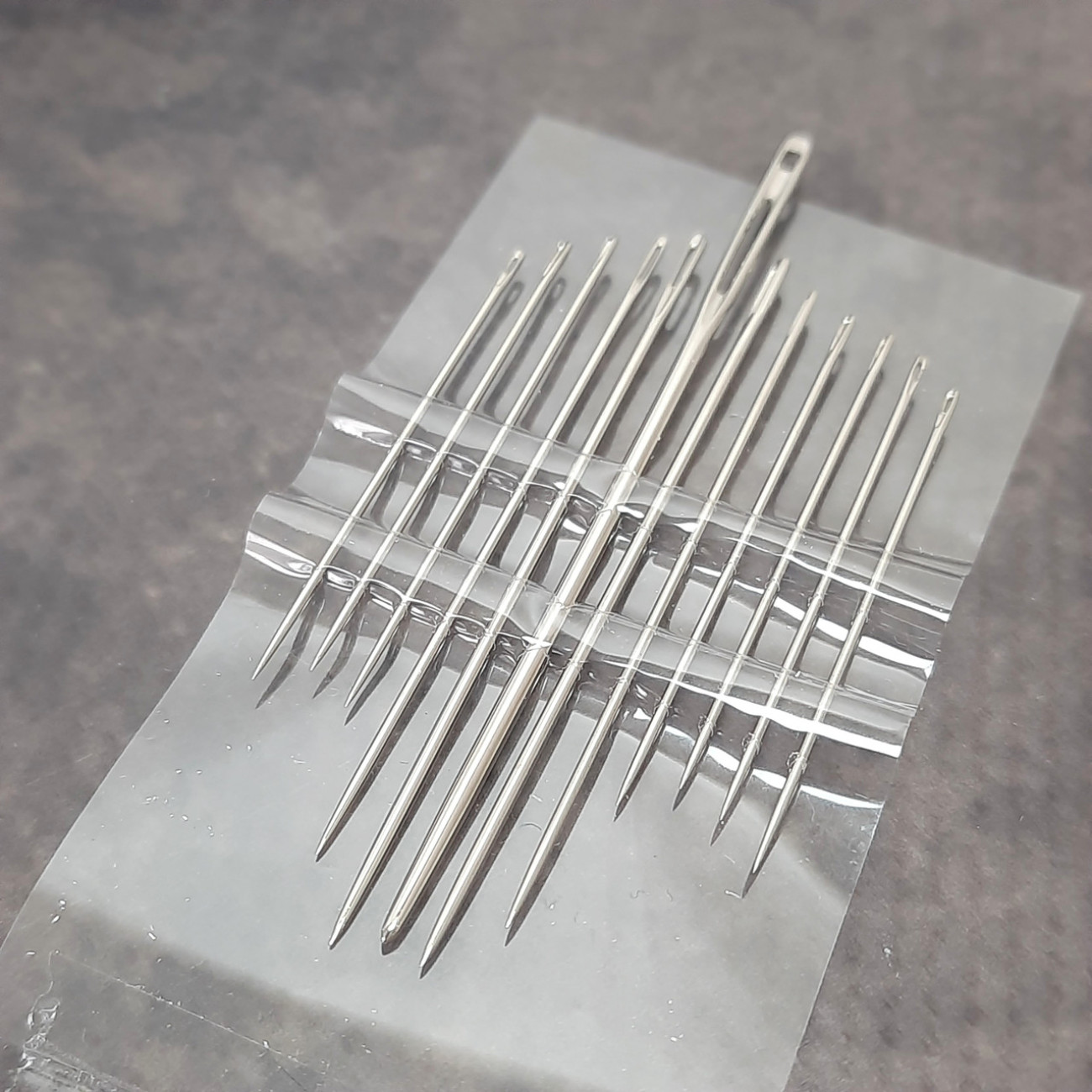 Голки для ручного шиття Royal асорті, набір (12 шт)