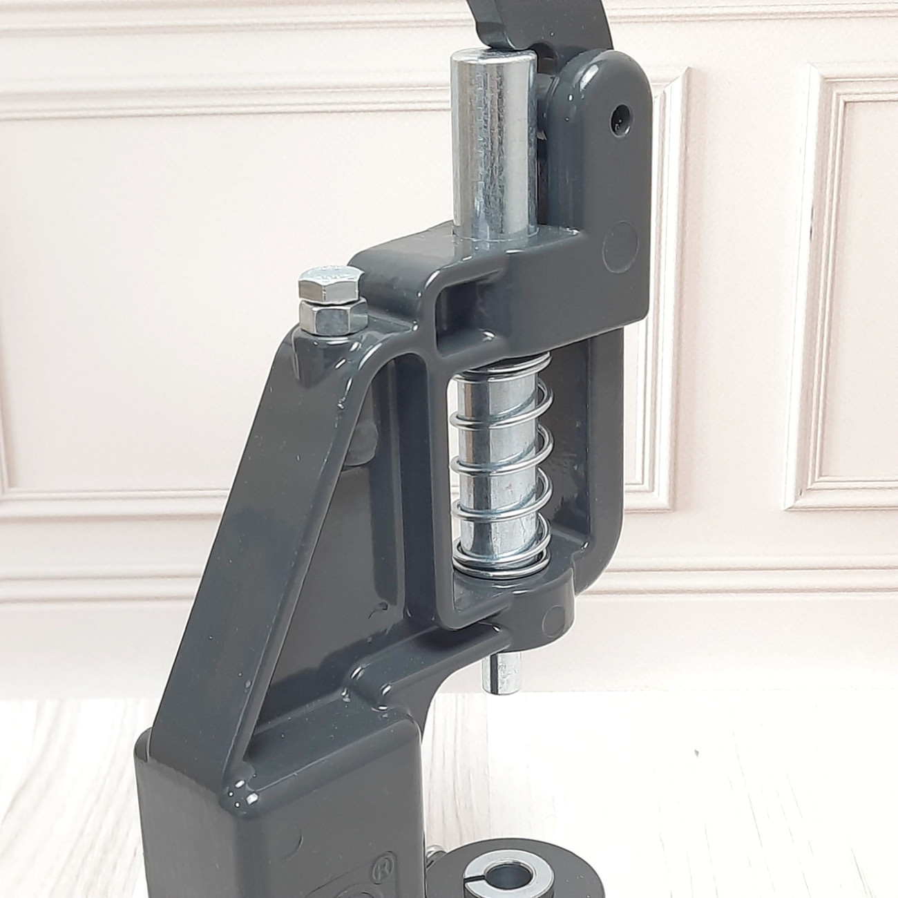 Прес для фурнітури ТЕР-2 універсальний Темно-сірий