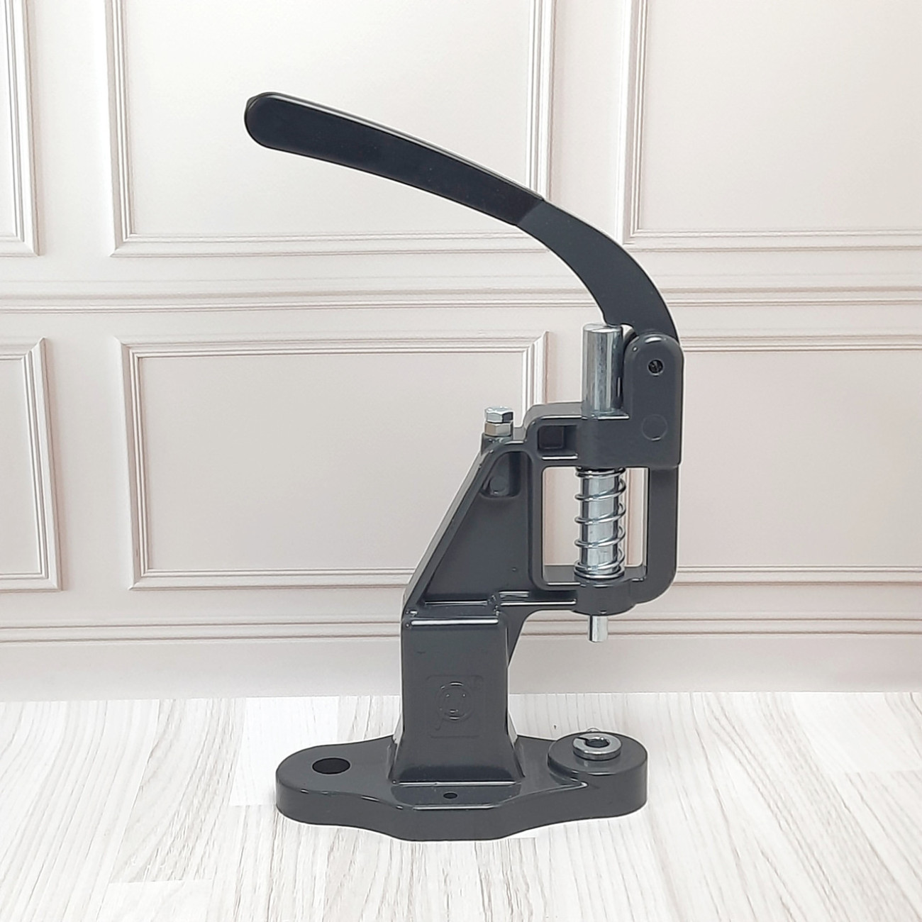 Прес для фурнітури ТЕР-2 універсальний Темно-сірий