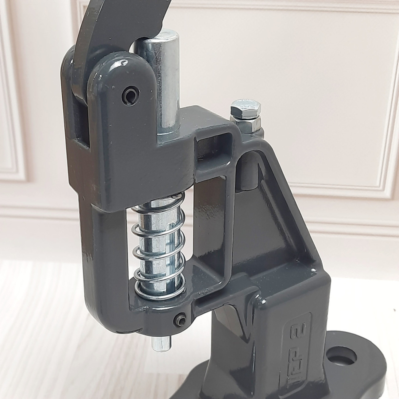 Прес для фурнітури ТЕР-2 універсальний Темно-сірий