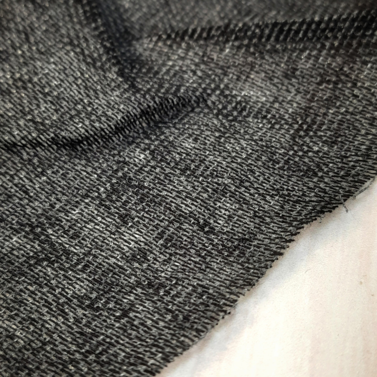 Дублерин клейовий Універсальний чорний 90 см