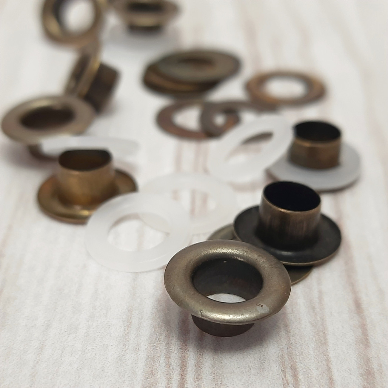 Люверс 6мм (бронза)