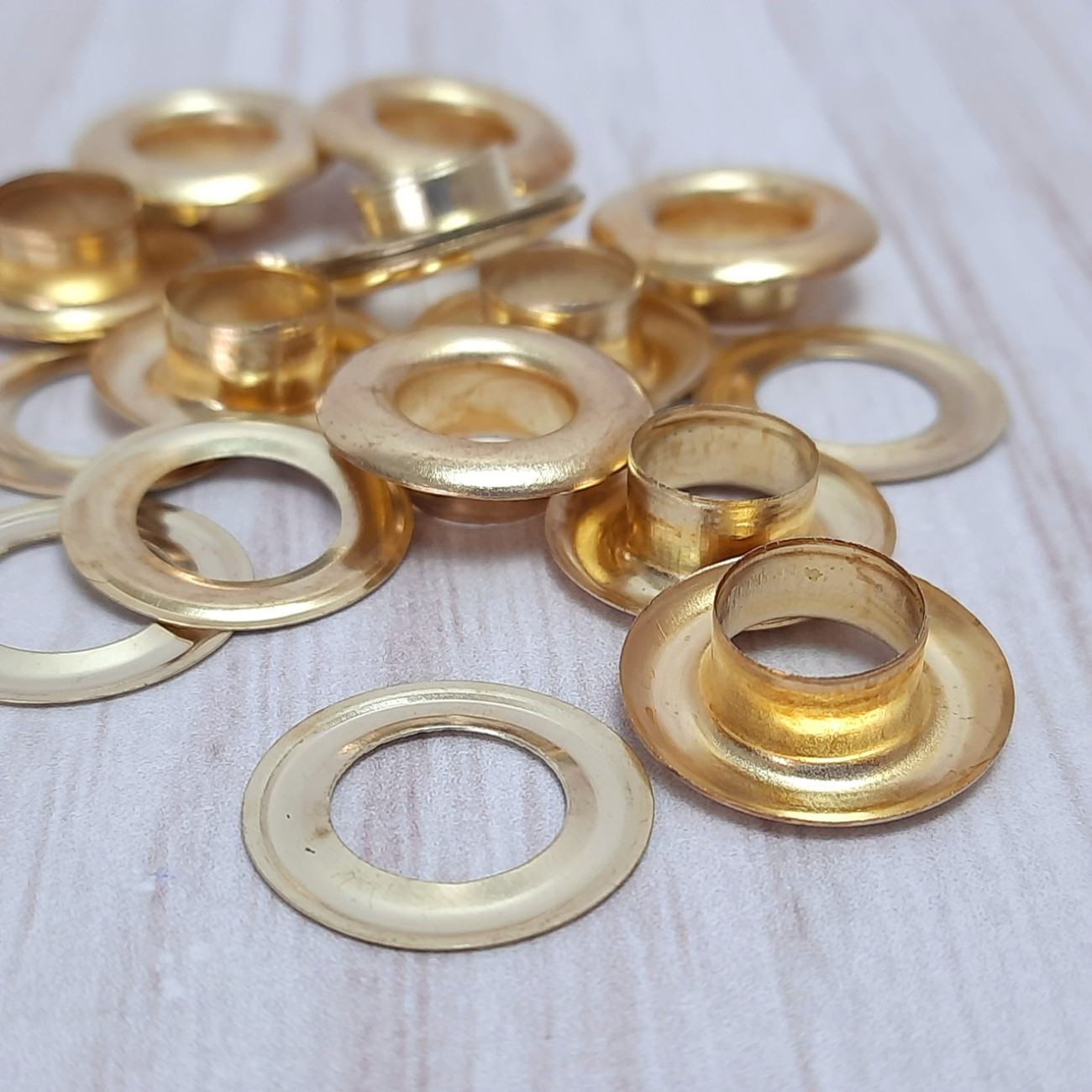 Люверс 10мм (золото)