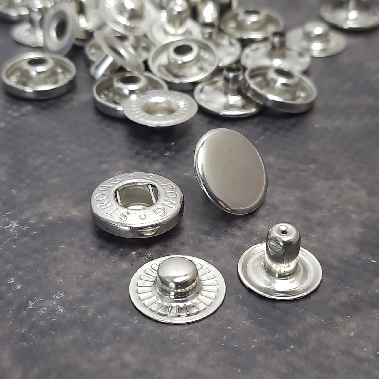 Кнопка Альфа 15мм (срібло)