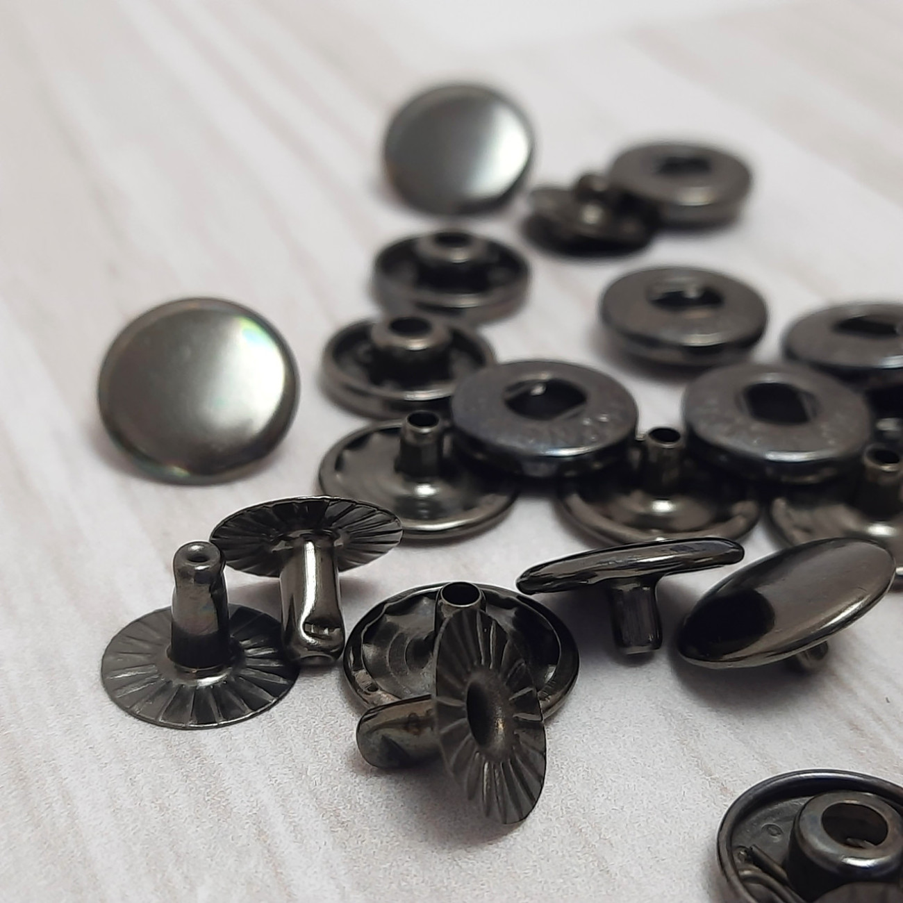 Кнопка Альфа 12,5мм (темне срібло)