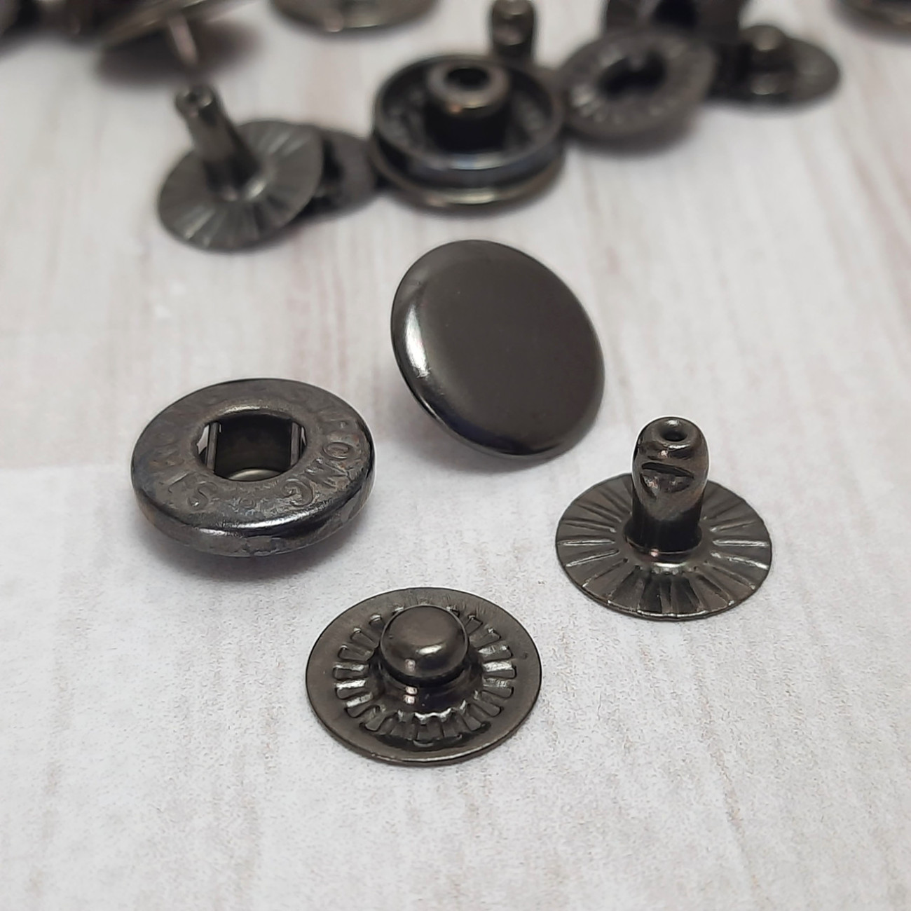 Кнопка Альфа 12,5мм (темне срібло)