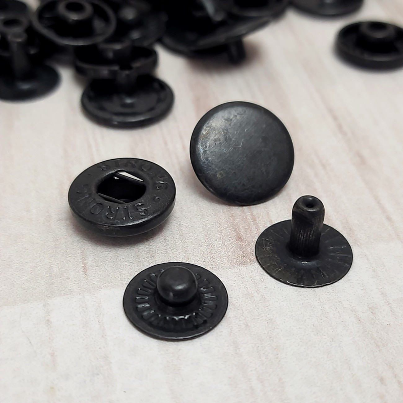 Кнопка Альфа 12,5мм (чорна)