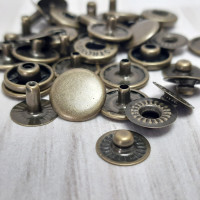 Кнопка Альфа 12,5мм (бронза)