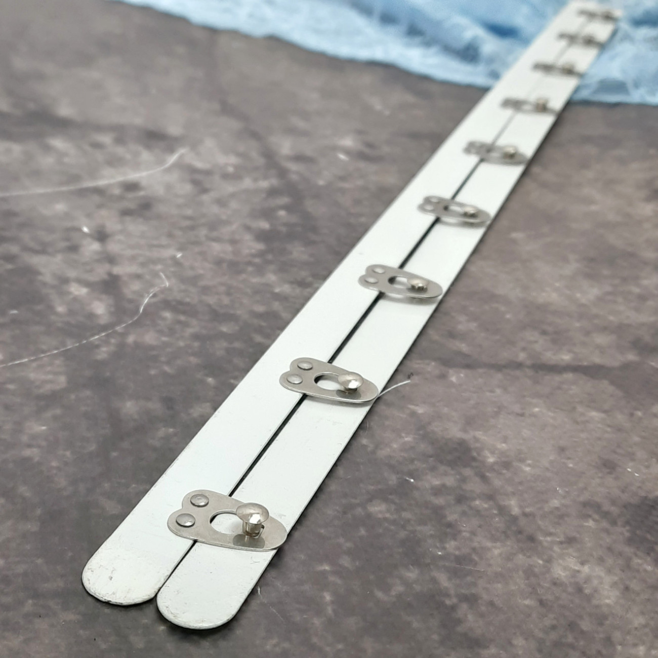 Бюск корсетний білий, 45 см, 9 застібок