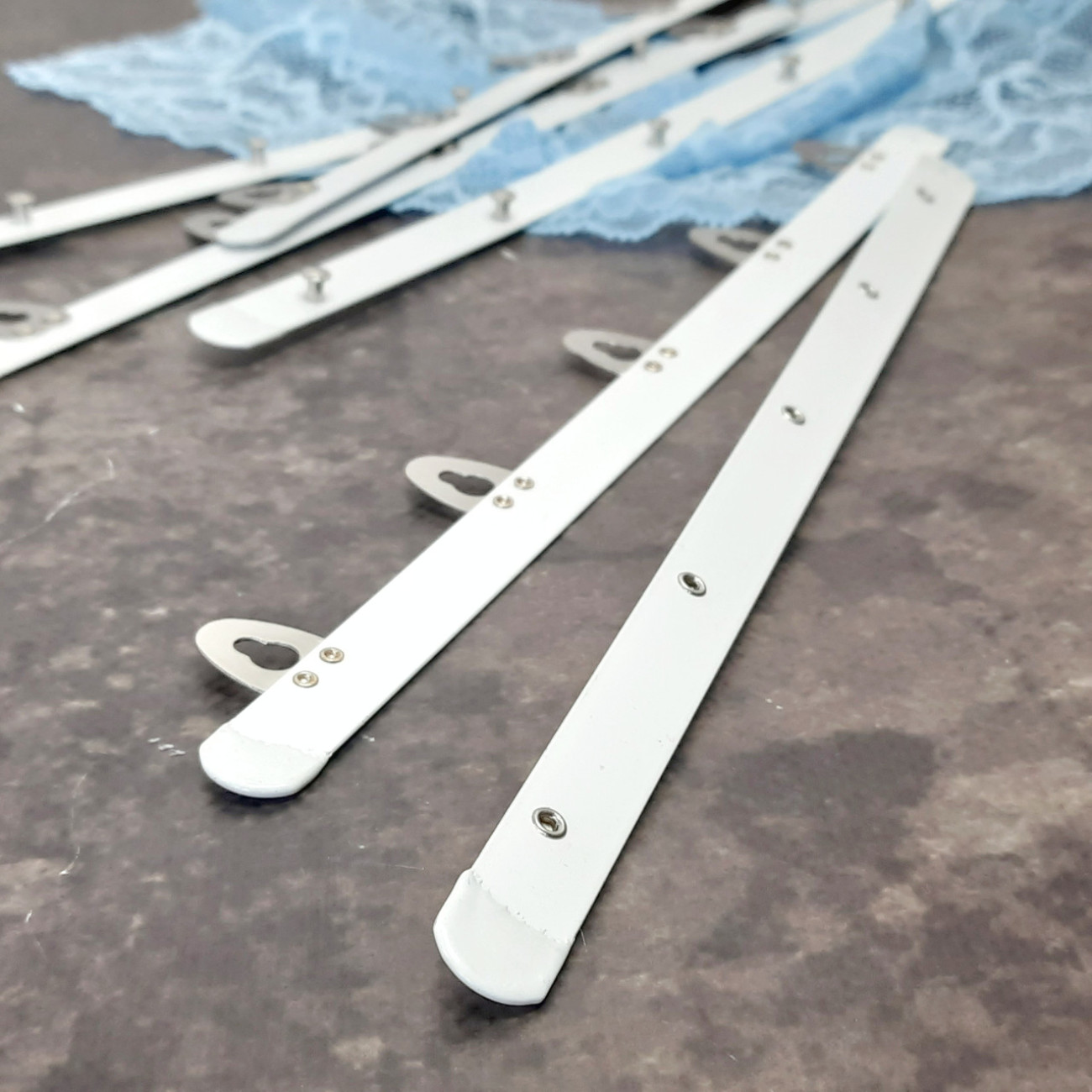 Бюск корсетний білий, 25 см, 5 застібок