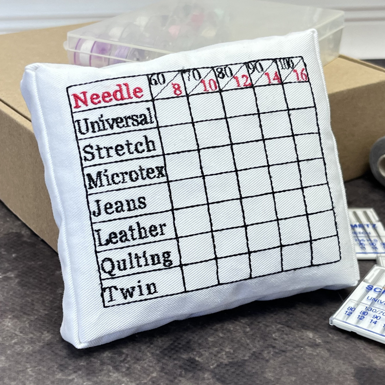 Подушка для голок Needle Craft, біла