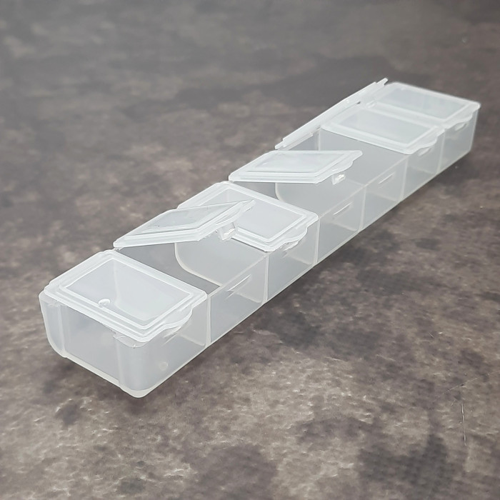 Органайзер для зберігання дрібниць і рукоділля на 7 комірок, прозорий