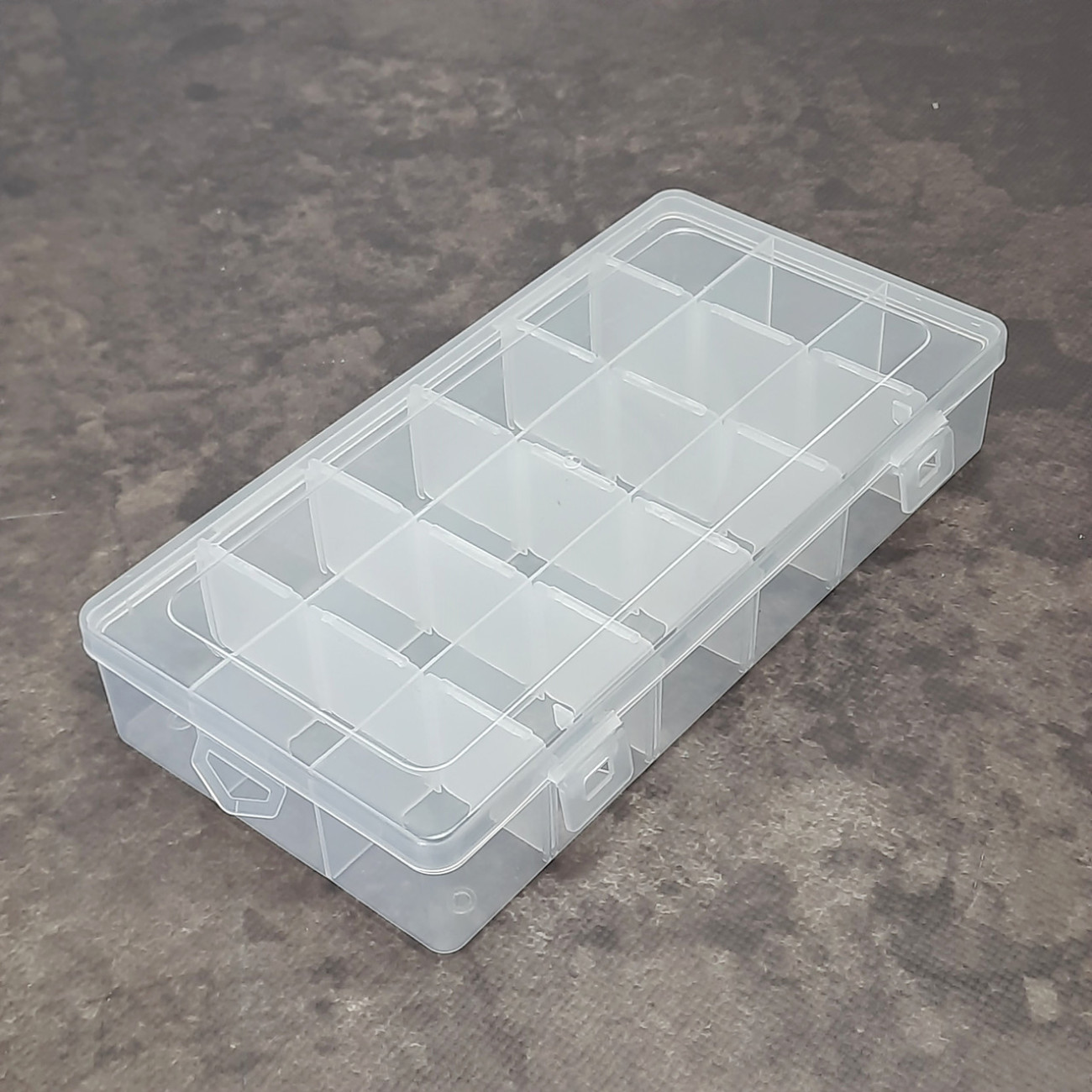 Органайзер - бокс  з комірками (18 шт), прозорий