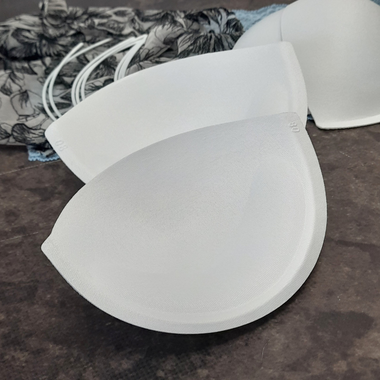 Корсетні чашки класичні з пушапом, розмір 80, білі