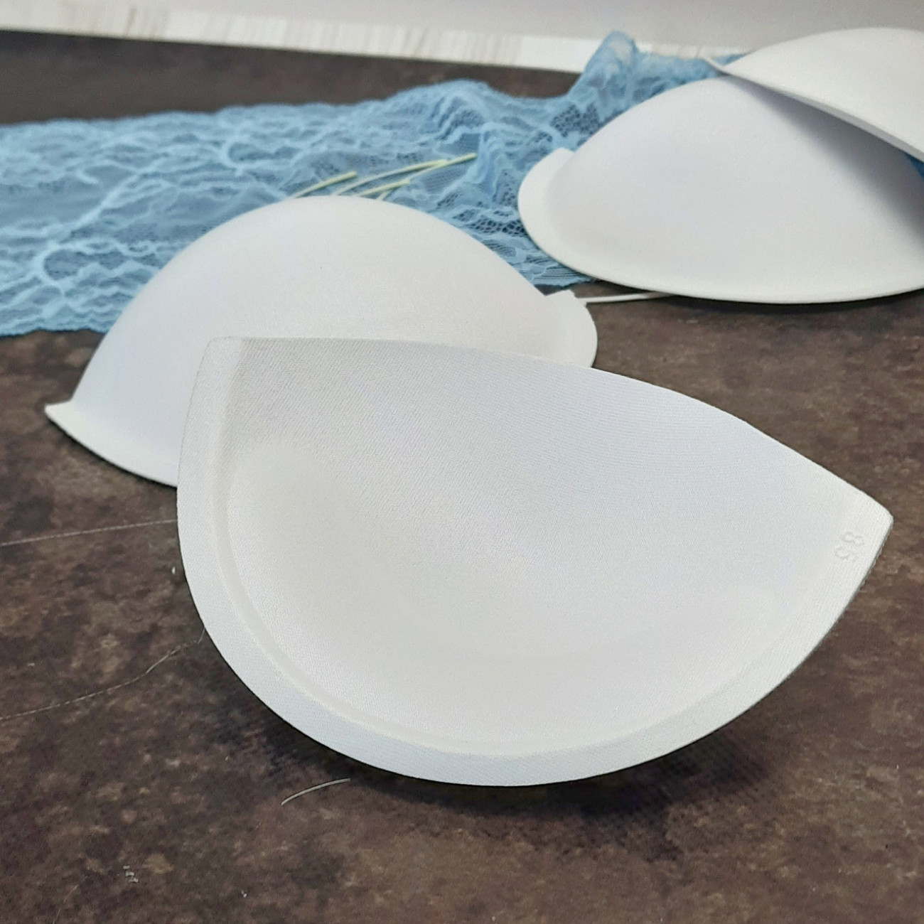 Корсетні чашки класичні з пушапом, розмір 85, білі