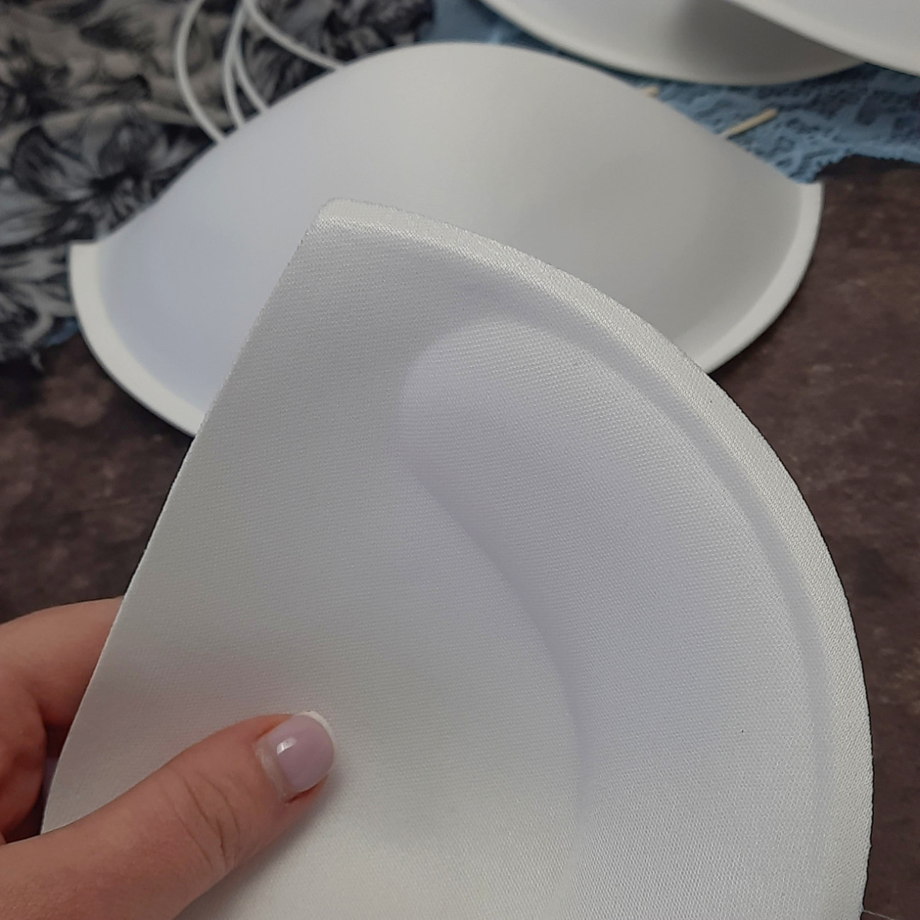 Корсетні чашки класичні з пушапом, розмір 95, білі