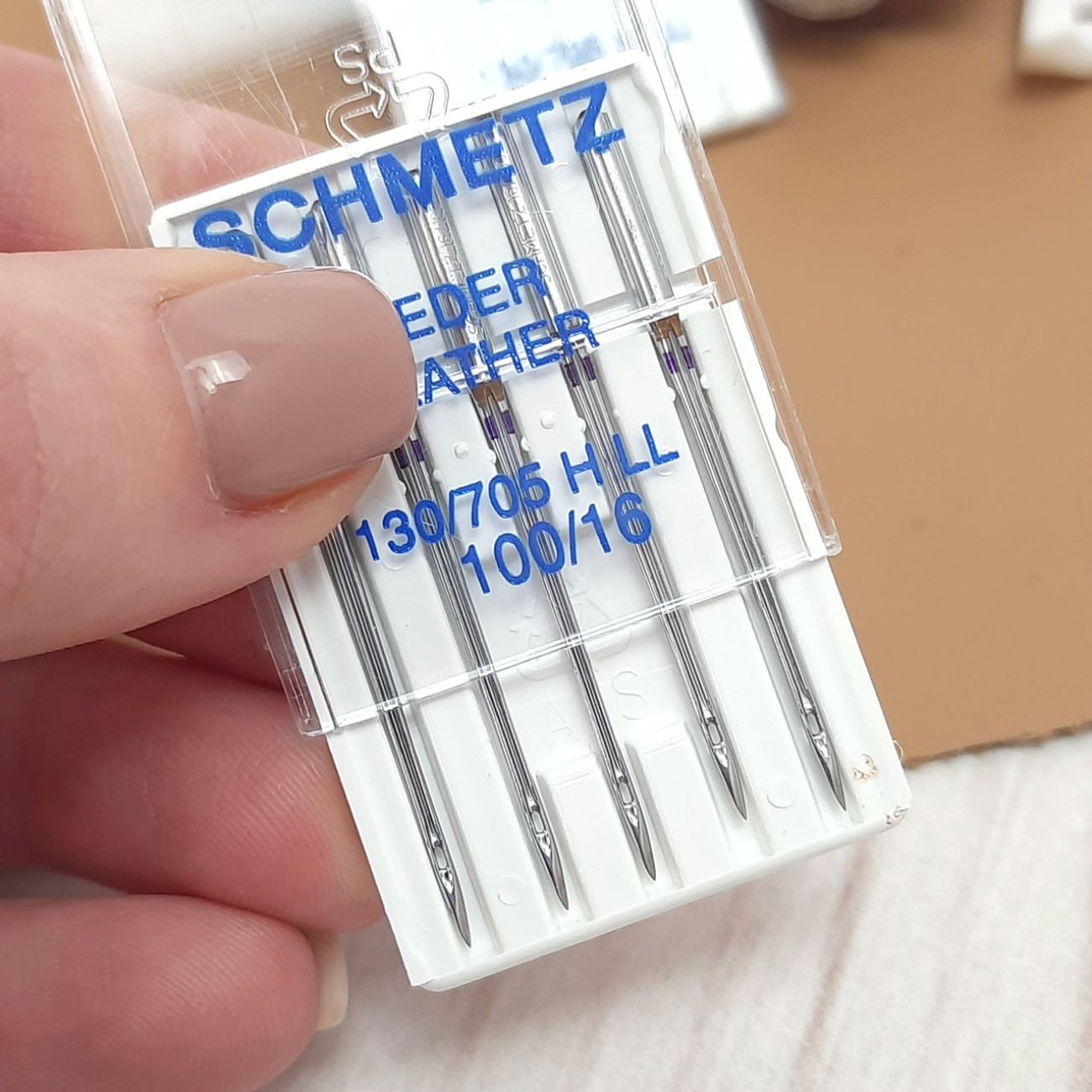 Голки Schmetz Leder Leather №100 для шкіри